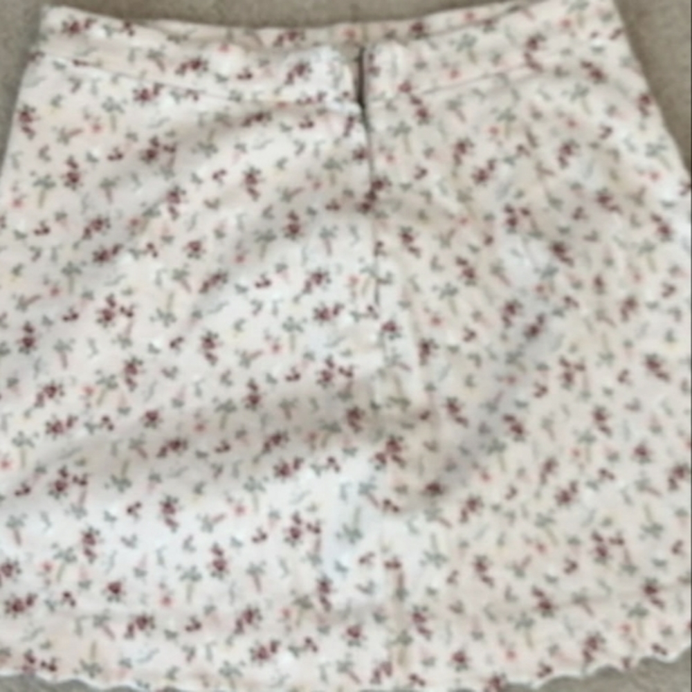 Skirt ,flowers, m, zip